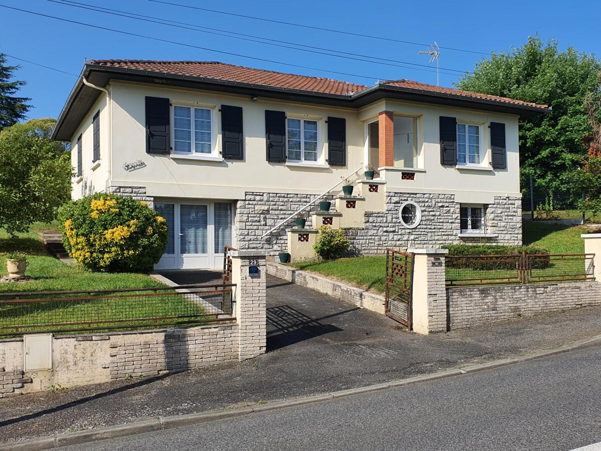 Appartements - Chez Alice Salies-de-Béarn Exterior photo